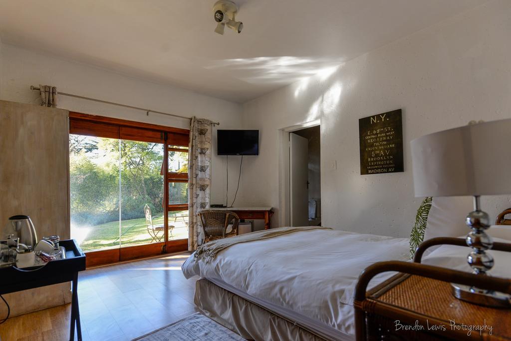 50 On Shepherd Boutique Guest House Sandton Bagian luar foto